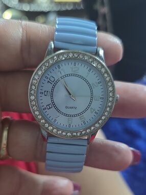 Source Unknown Light Blue Silicone Strap Crystal Bezel Quartz Watch